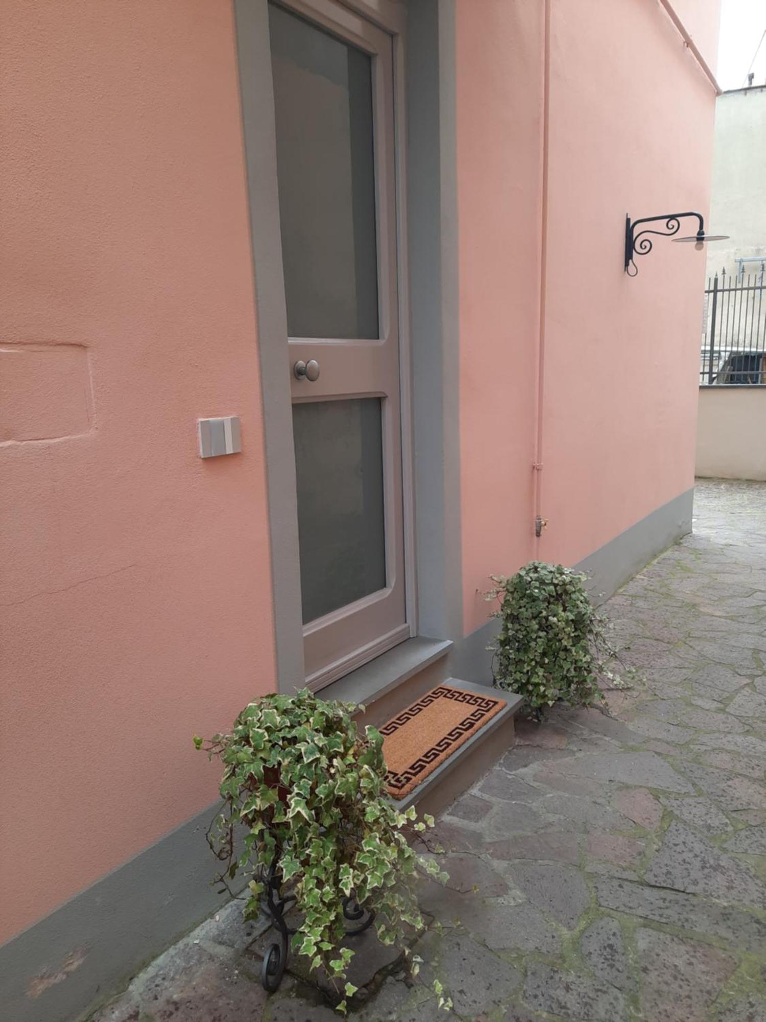 Messer Niccolo - Apartment In Флоренция Экстерьер фото