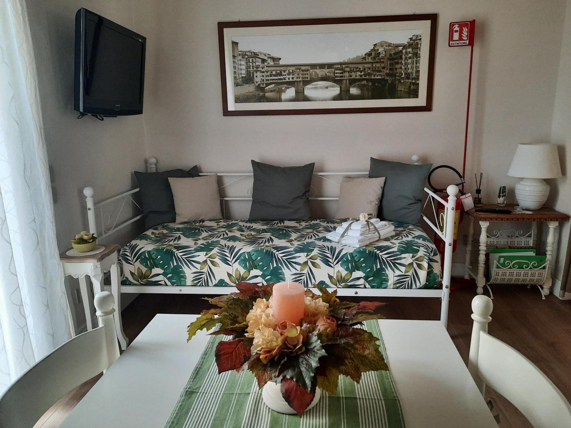 Messer Niccolo - Apartment In Флоренция Экстерьер фото